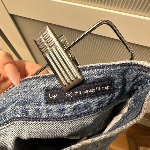 Aritzia Liya high rise classic fit crop Jean - Picture 2 of 4